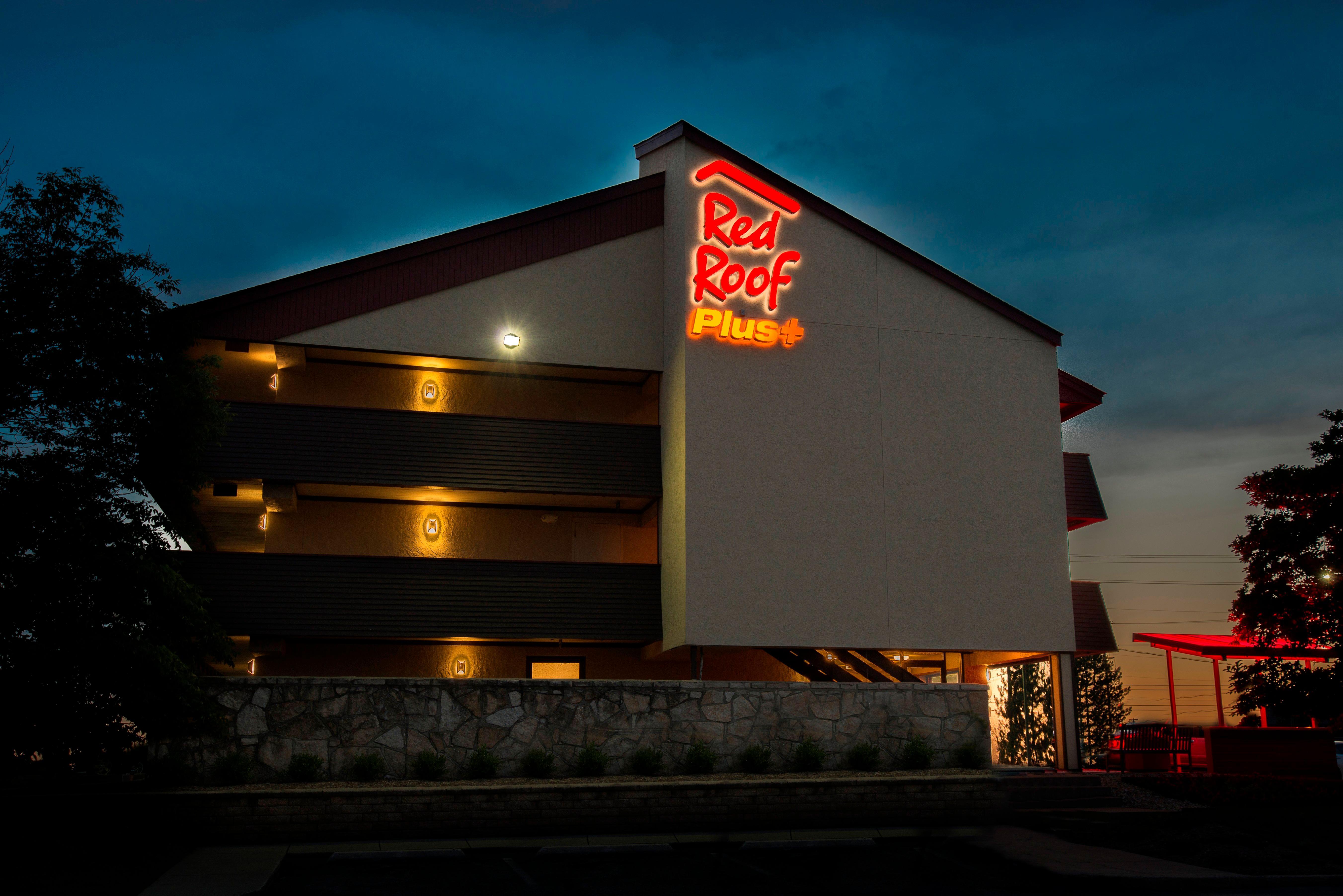 Red Roof Inn Plus+ Chicago - Naperville Zewnętrze zdjęcie