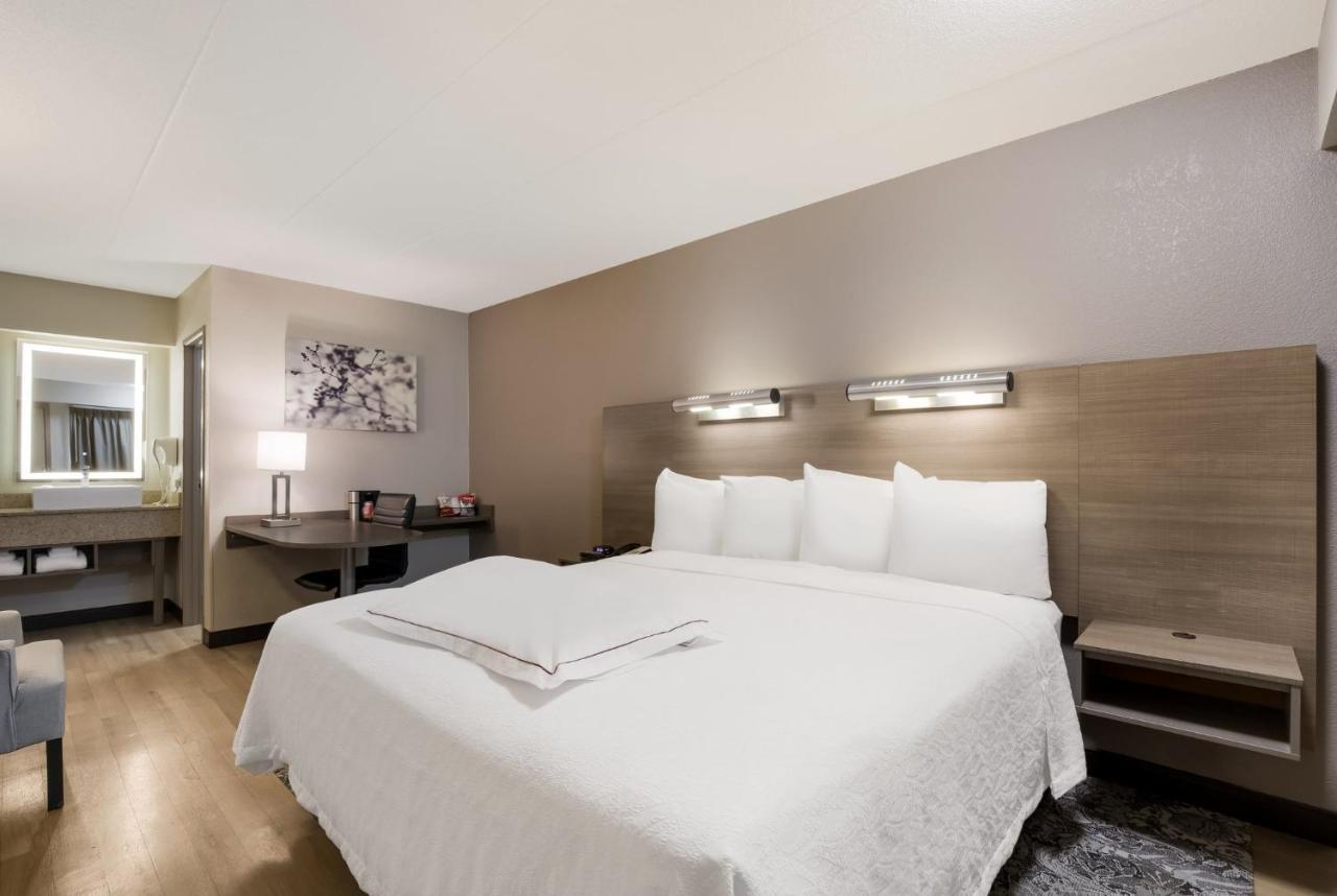 Red Roof Inn Plus+ Chicago - Naperville Zewnętrze zdjęcie