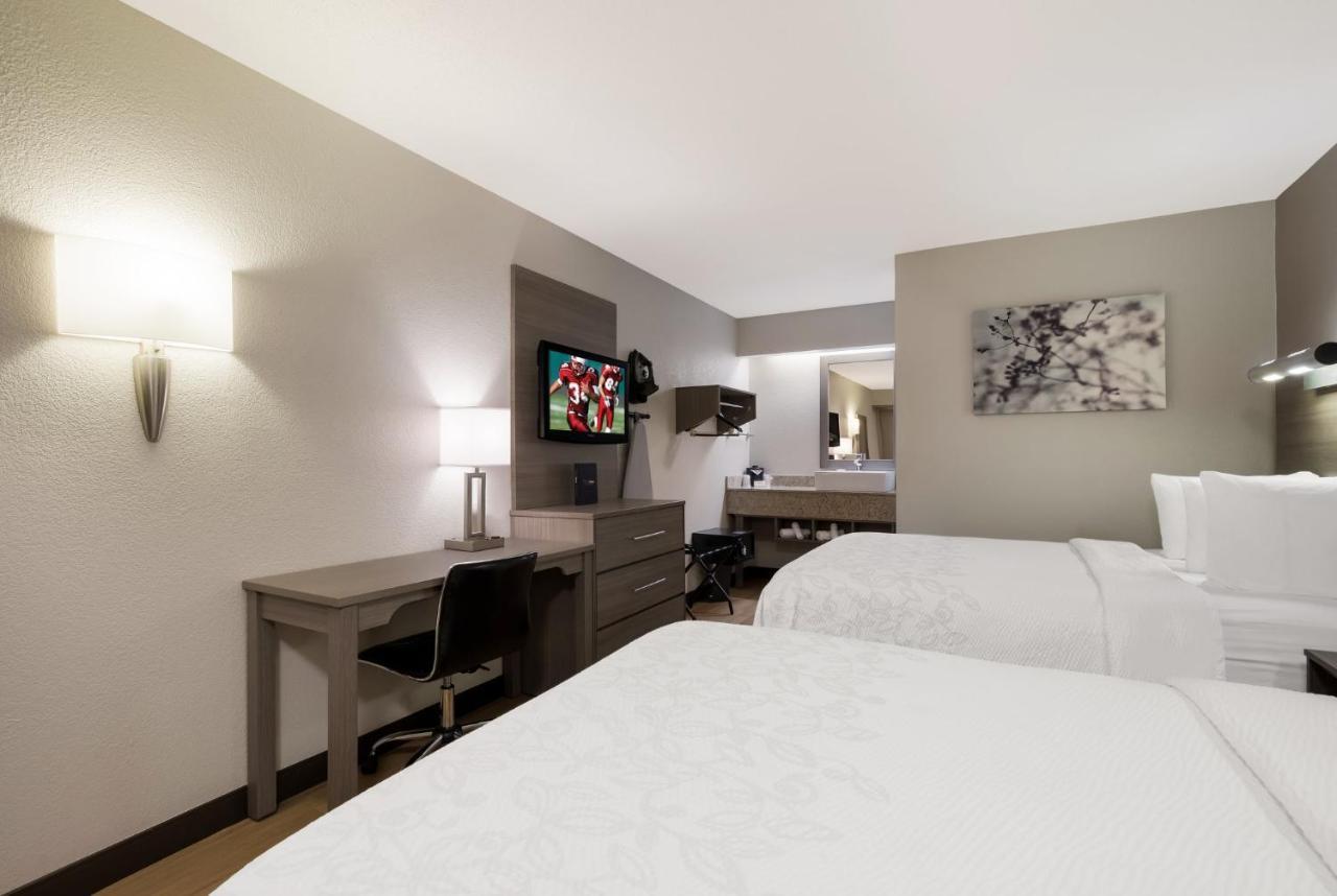Red Roof Inn Plus+ Chicago - Naperville Zewnętrze zdjęcie