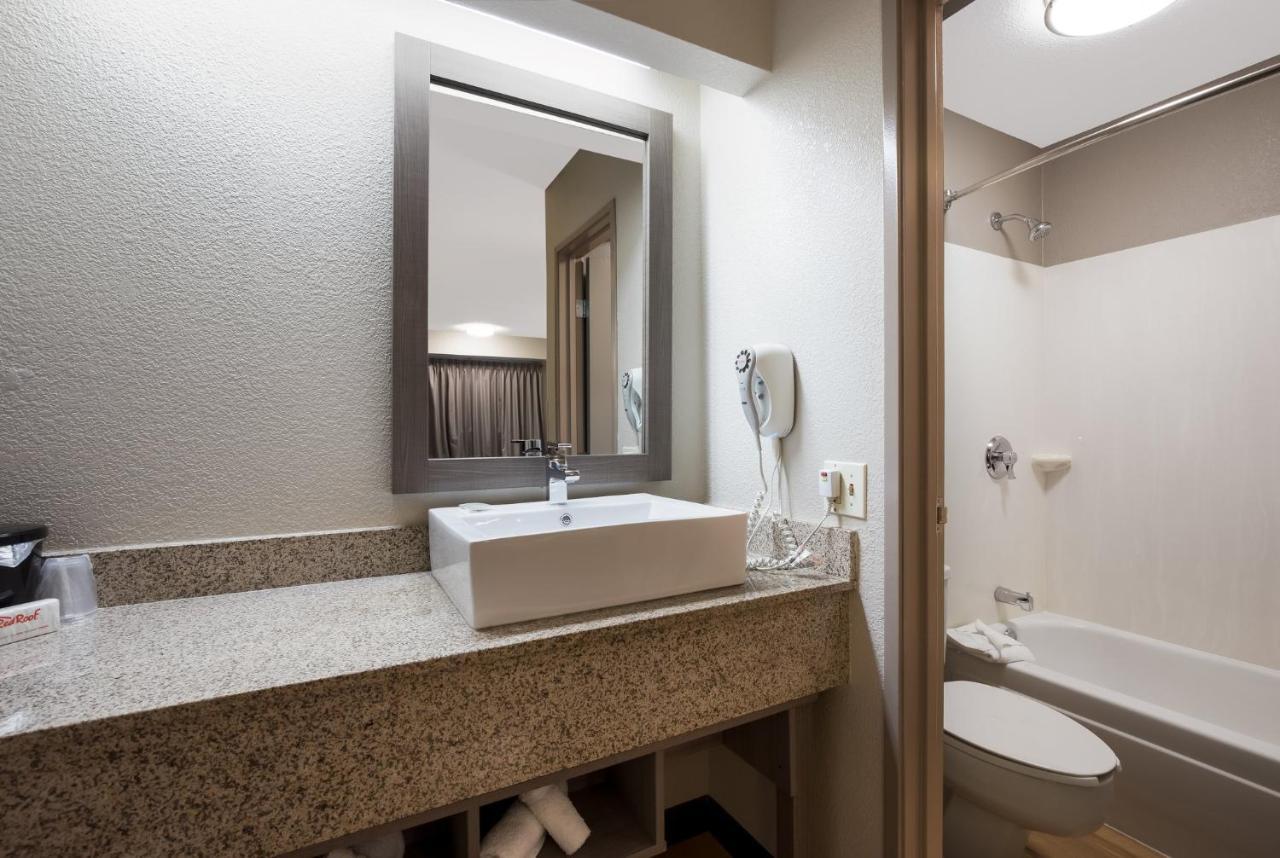 Red Roof Inn Plus+ Chicago - Naperville Zewnętrze zdjęcie