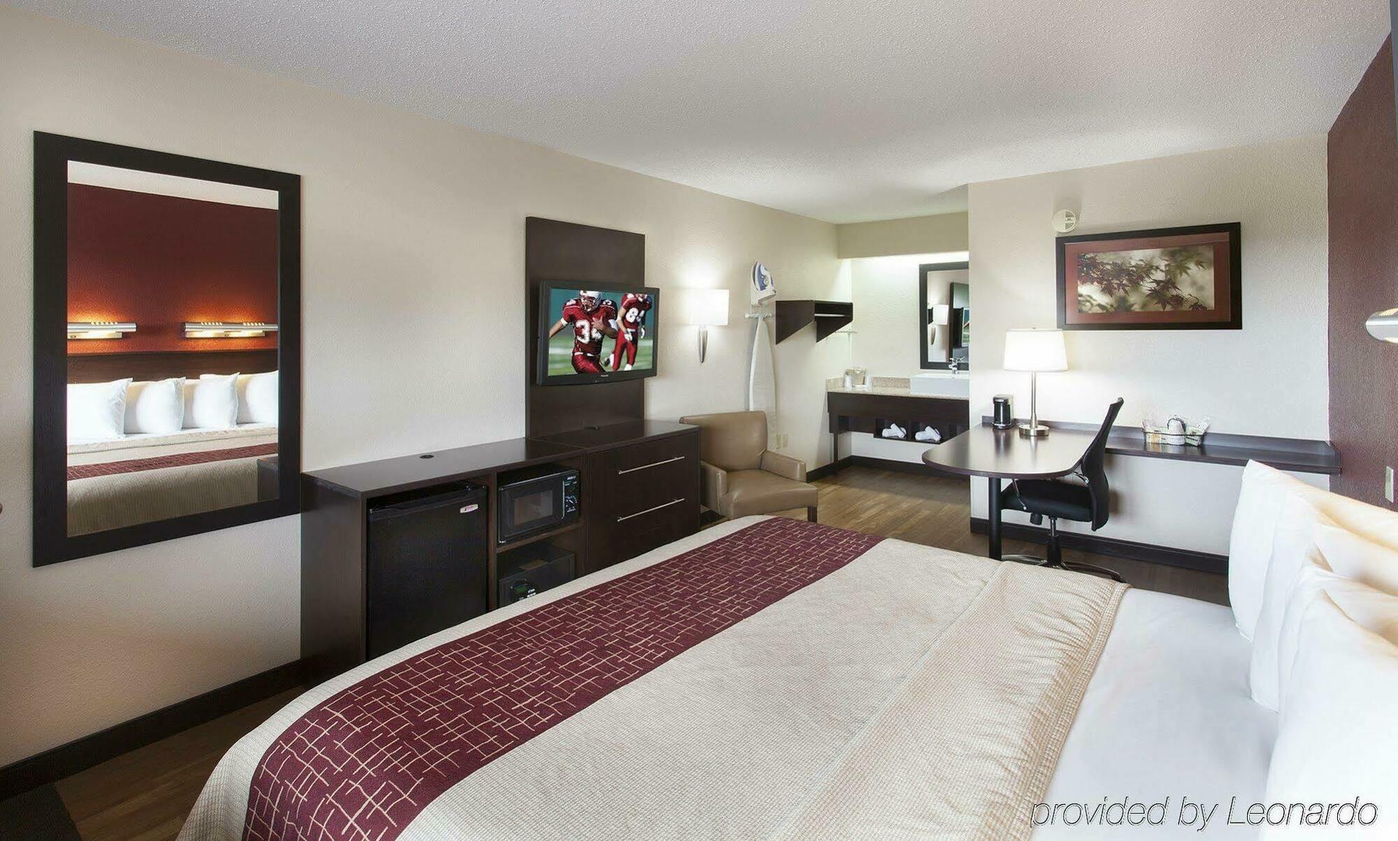 Red Roof Inn Plus+ Chicago - Naperville Zewnętrze zdjęcie